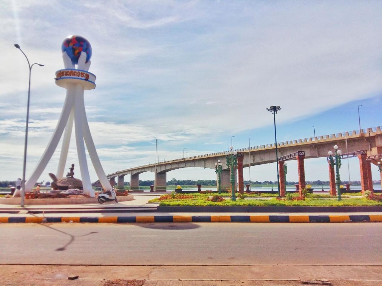 Kc River Hotel Kampong Cham Εξωτερικό φωτογραφία
